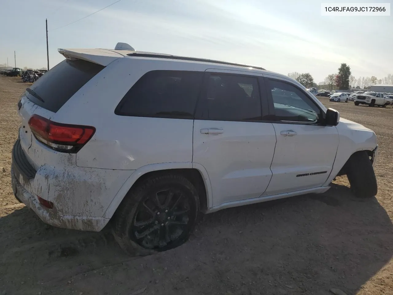 1C4RJFAG9JC172966 2018 Jeep Grand Cherokee Laredo