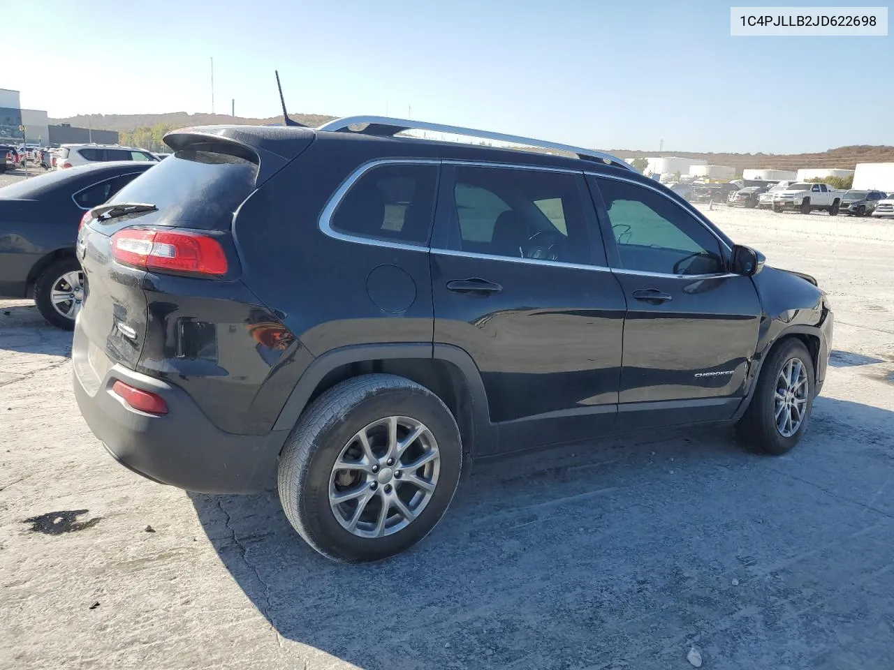 2018 Jeep Cherokee Latitude Plus VIN: 1C4PJLLB2JD622698 Lot: 76768054