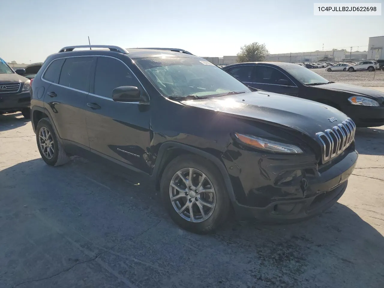 2018 Jeep Cherokee Latitude Plus VIN: 1C4PJLLB2JD622698 Lot: 76768054