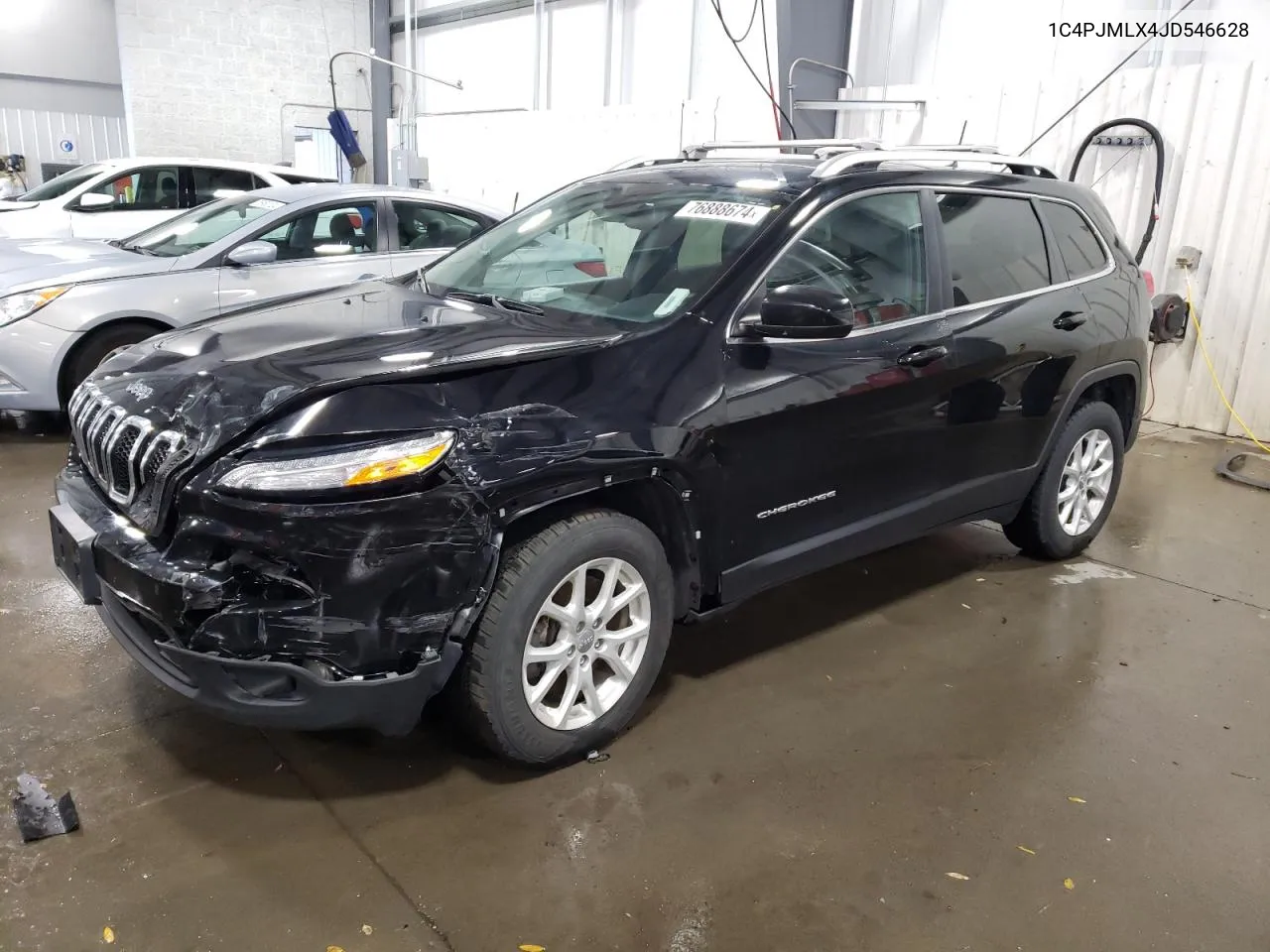 2018 Jeep Cherokee Latitude Plus VIN: 1C4PJMLX4JD546628 Lot: 76888674