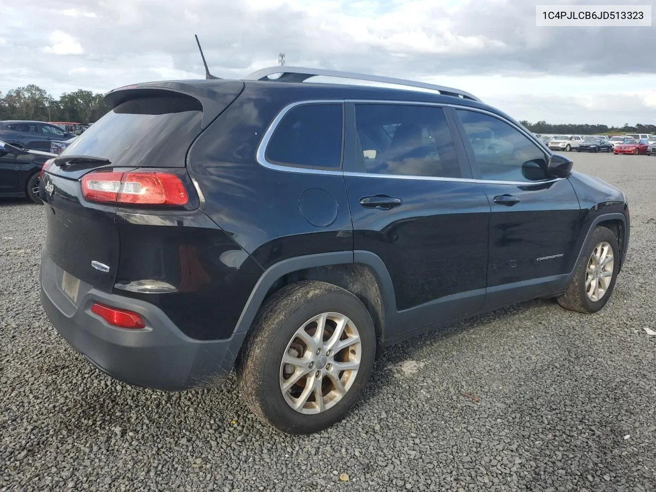 2018 Jeep Cherokee Latitude VIN: 1C4PJLCB6JD513323 Lot: 77009674