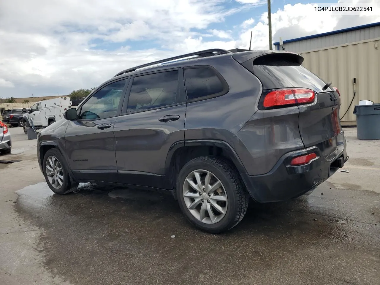 2018 Jeep Cherokee Latitude VIN: 1C4PJLCB2JD622541 Lot: 77087804