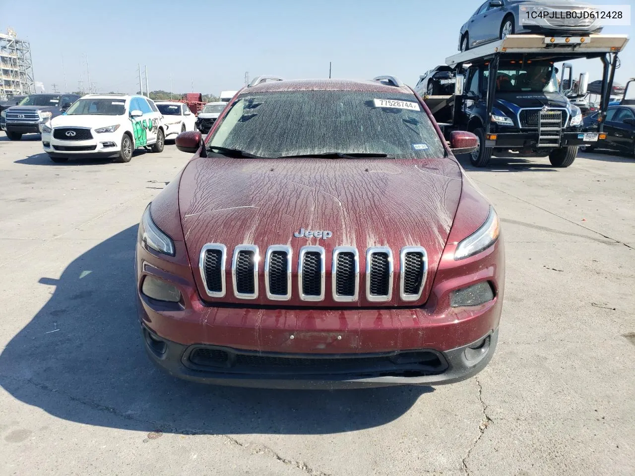 2018 Jeep Cherokee Latitude Plus VIN: 1C4PJLLB0JD612428 Lot: 77528744