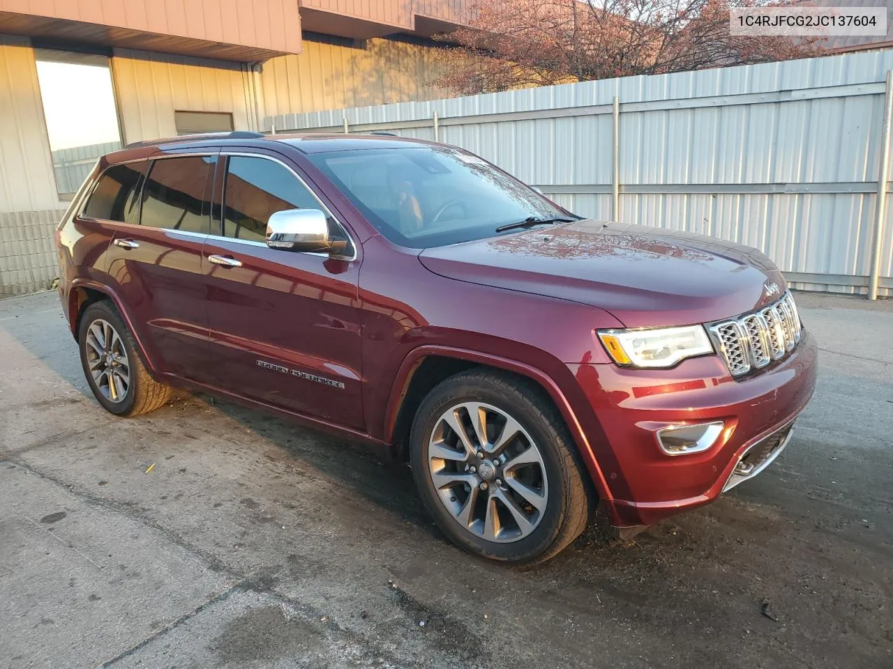 2018 Jeep Grand Cherokee Overland VIN: 1C4RJFCG2JC137604 Lot: 77993584