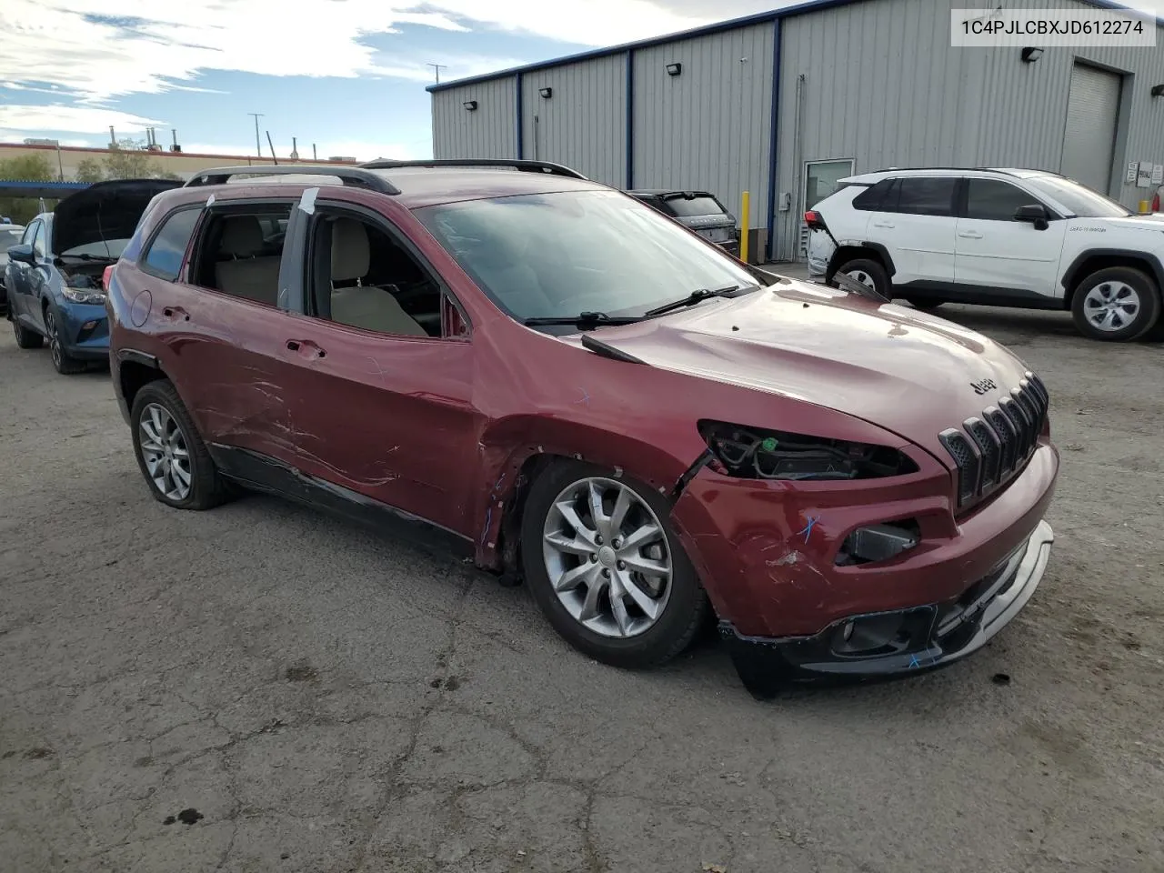 2018 Jeep Cherokee Latitude VIN: 1C4PJLCBXJD612274 Lot: 78024844