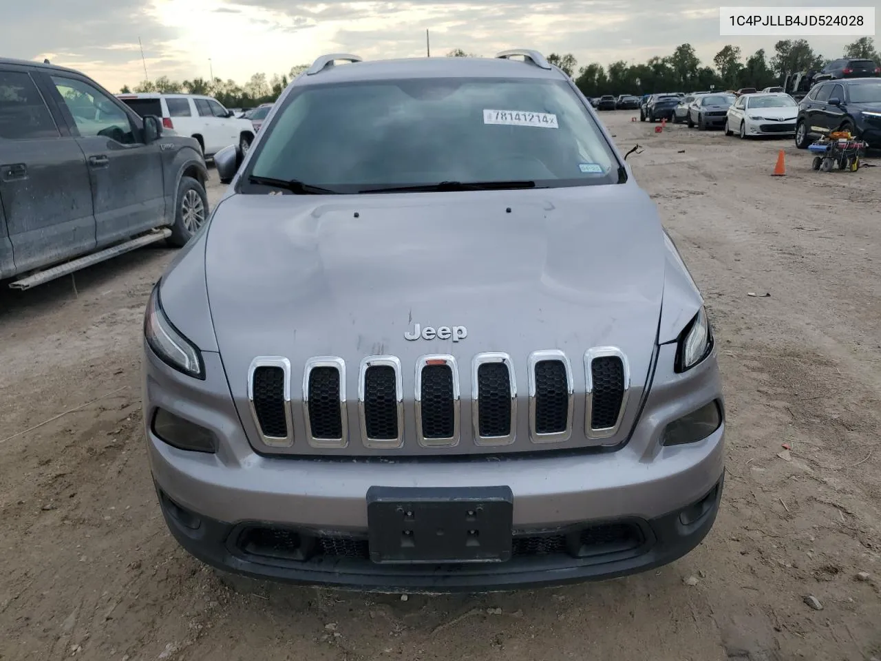 2018 Jeep Cherokee Latitude Plus VIN: 1C4PJLLB4JD524028 Lot: 78141214