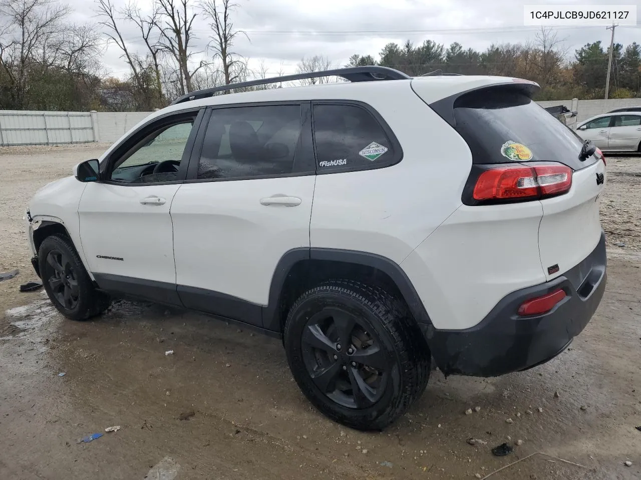 1C4PJLCB9JD621127 2018 Jeep Cherokee Latitude