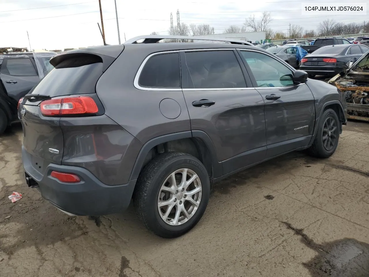 2018 Jeep Cherokee Latitude Plus VIN: 1C4PJMLX1JD576024 Lot: 80105934