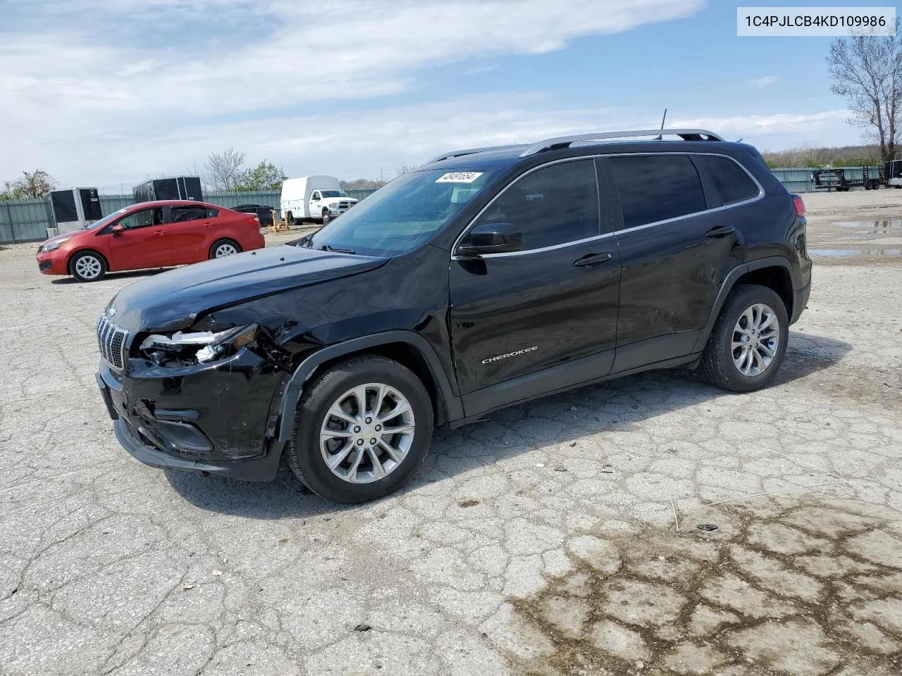 2019 Jeep Cherokee Latitude VIN: 1C4PJLCB4KD109986 Lot: 48491654