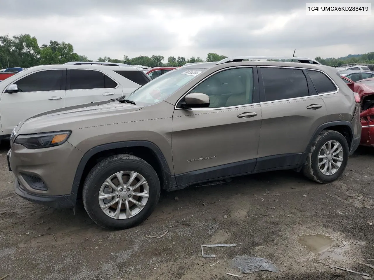 2019 Jeep Cherokee Latitude VIN: 1C4PJMCX6KD288419 Lot: 54696644