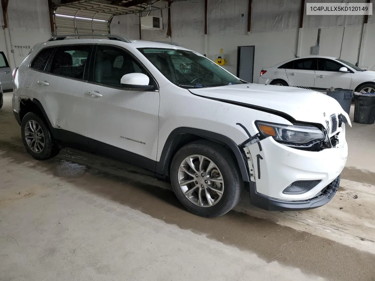 2019 Jeep Cherokee Latitude Plus VIN: 1C4PJLLX5KD120149 Lot: 55547034