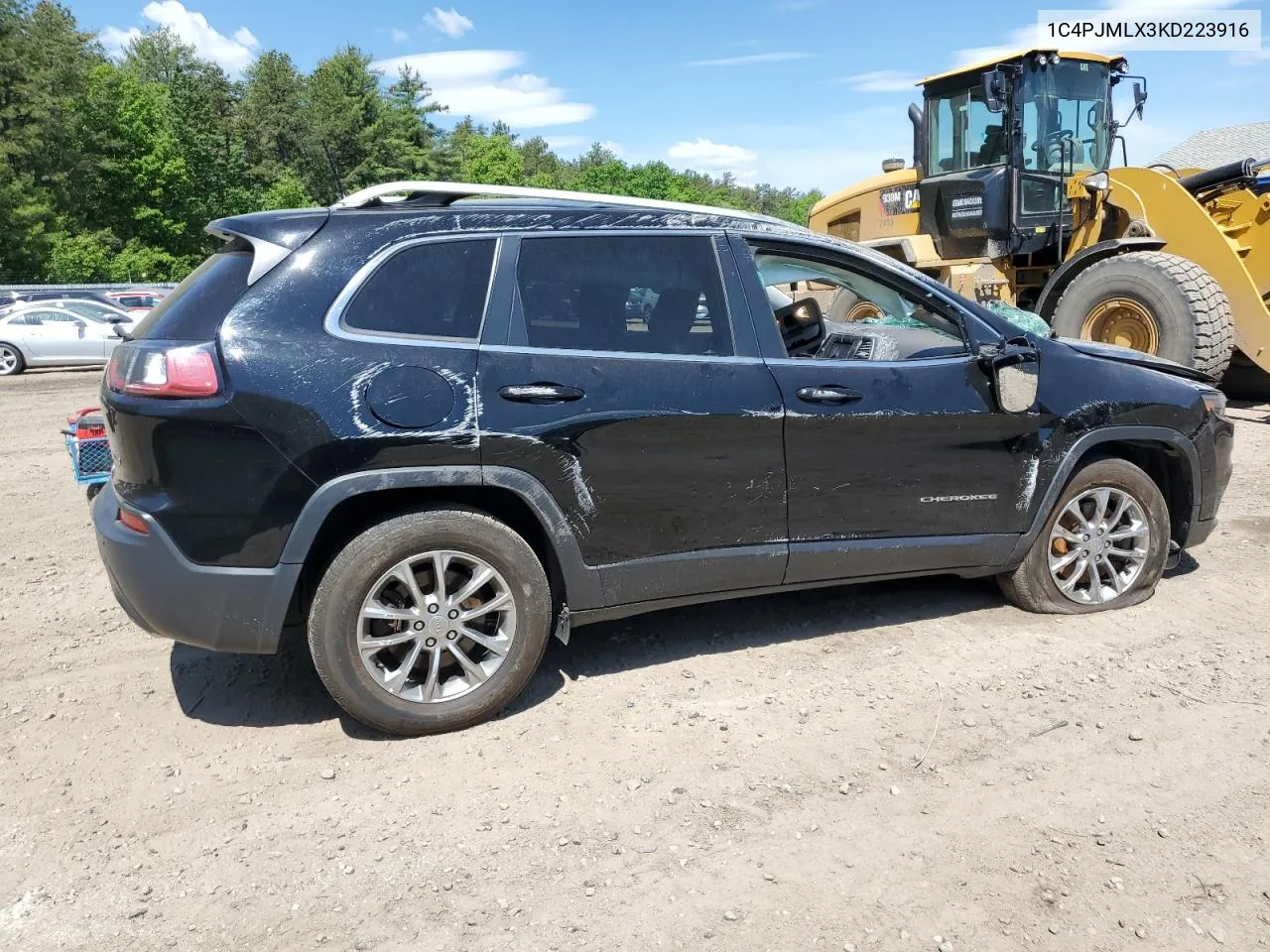 2019 Jeep Cherokee Latitude Plus VIN: 1C4PJMLX3KD223916 Lot: 57085134