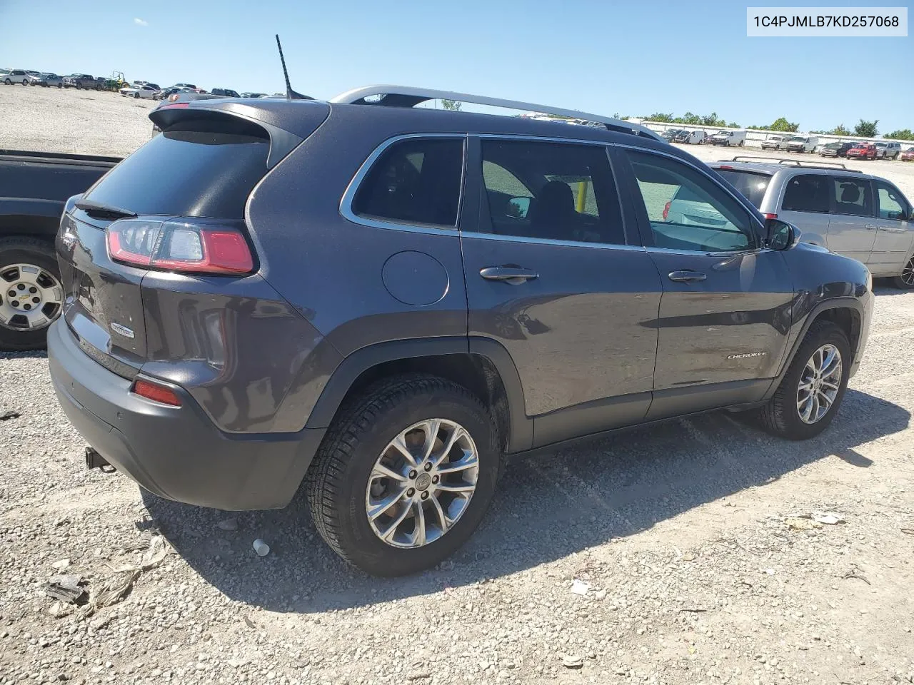 2019 Jeep Cherokee Latitude Plus VIN: 1C4PJMLB7KD257068 Lot: 57466974