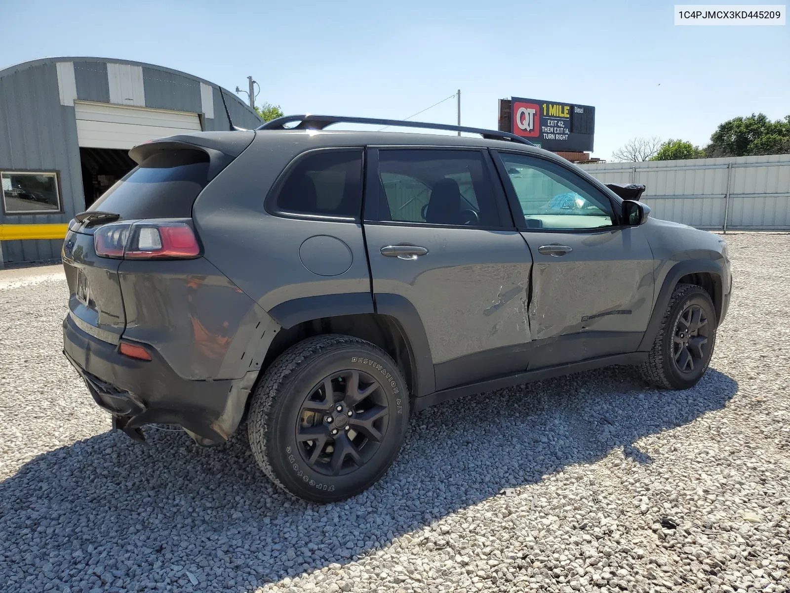 2019 Jeep Cherokee Latitude VIN: 1C4PJMCX3KD445209 Lot: 58849014