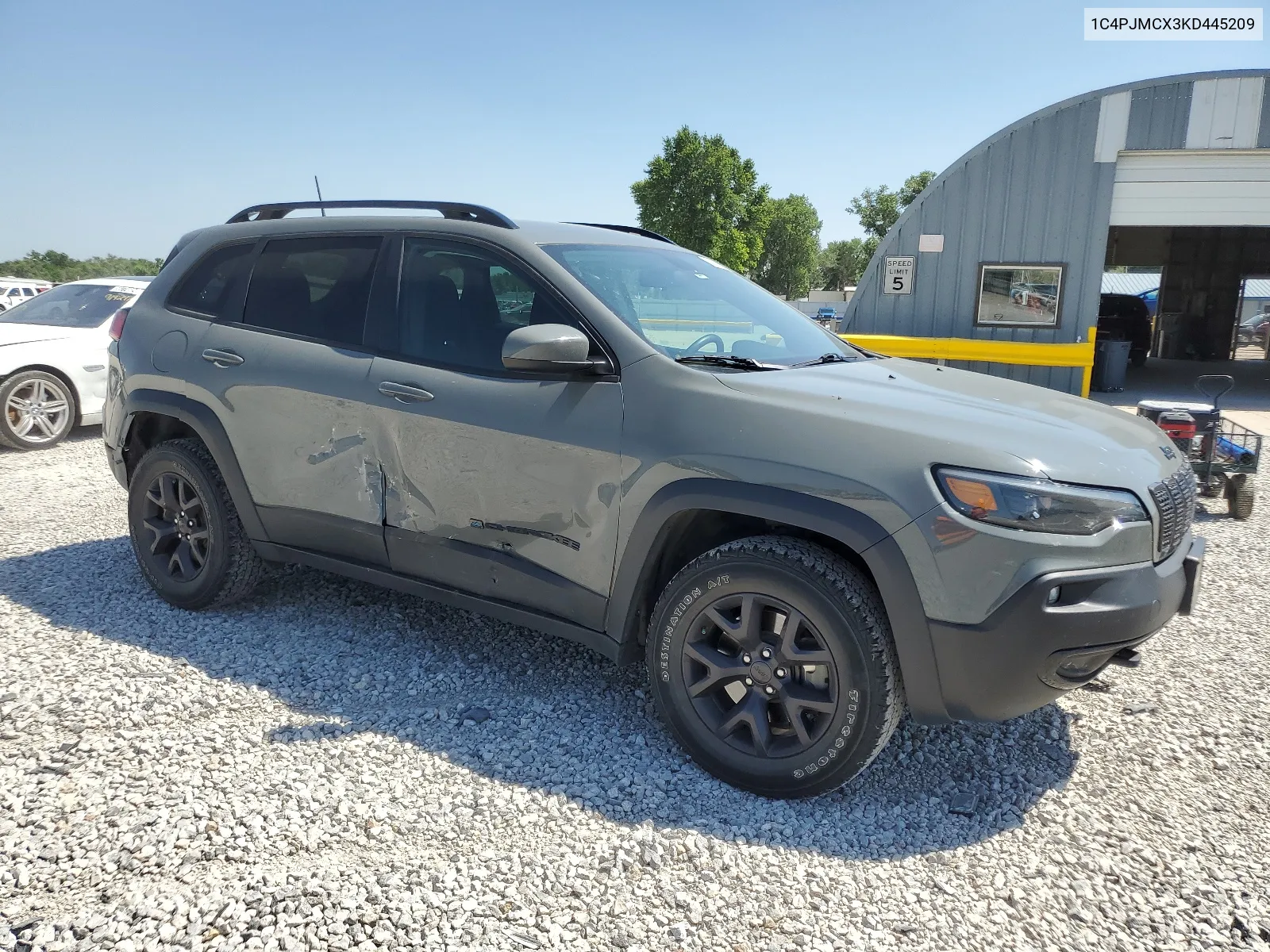 2019 Jeep Cherokee Latitude VIN: 1C4PJMCX3KD445209 Lot: 58849014