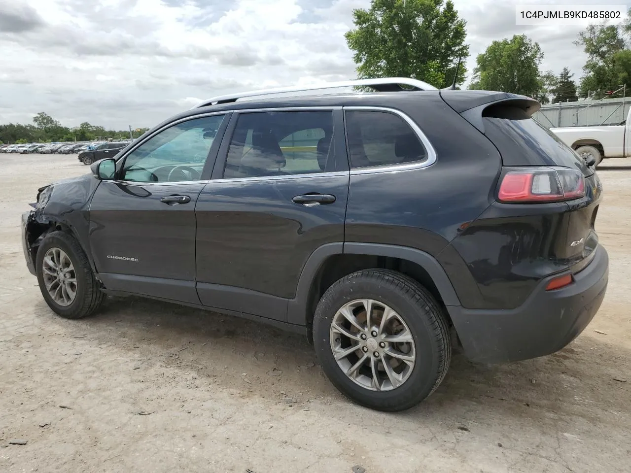 1C4PJMLB9KD485802 2019 Jeep Cherokee Latitude Plus