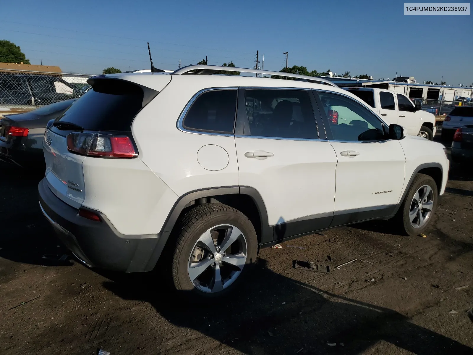 2019 Jeep Cherokee Limited VIN: 1C4PJMDN2KD238937 Lot: 62751064