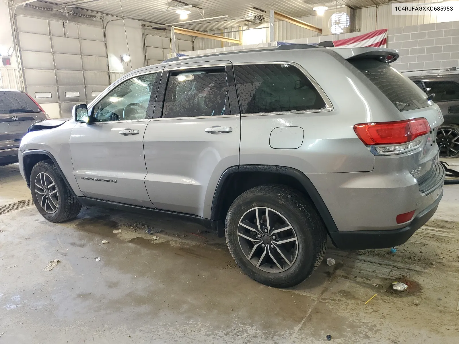 1C4RJFAGXKC685953 2019 Jeep Grand Cherokee Laredo