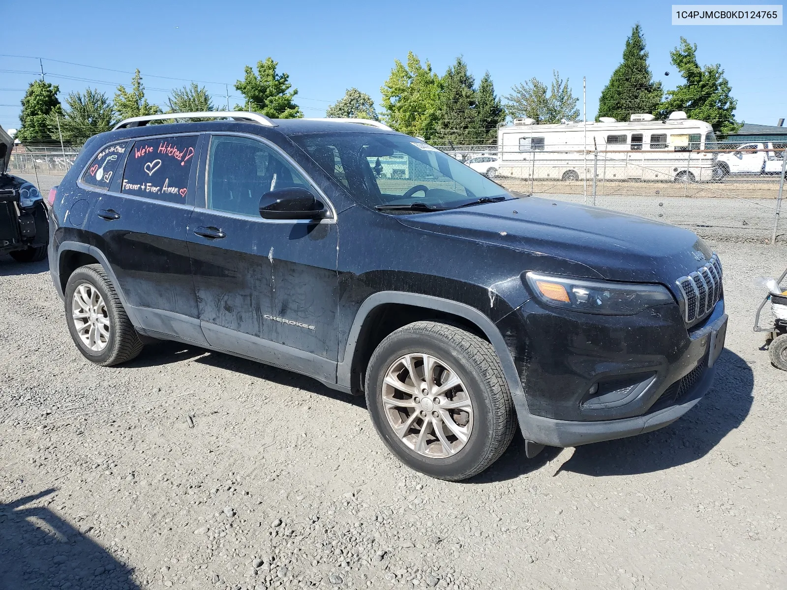 2019 Jeep Cherokee Latitude VIN: 1C4PJMCB0KD124765 Lot: 63447614