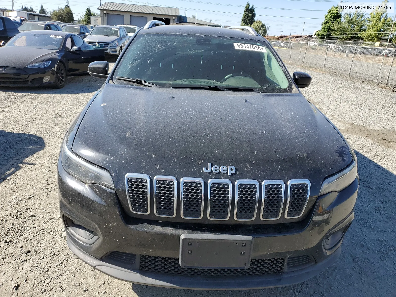 2019 Jeep Cherokee Latitude VIN: 1C4PJMCB0KD124765 Lot: 63447614