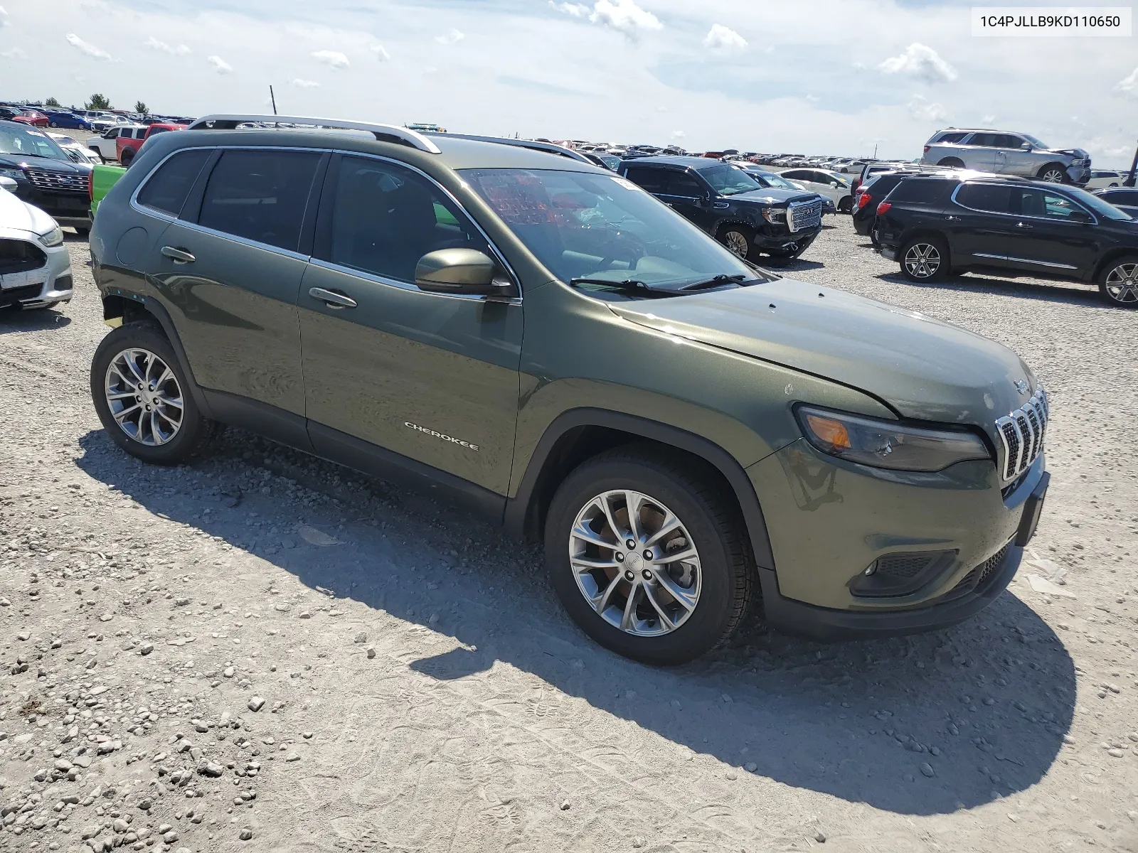 1C4PJLLB9KD110650 2019 Jeep Cherokee Latitude Plus