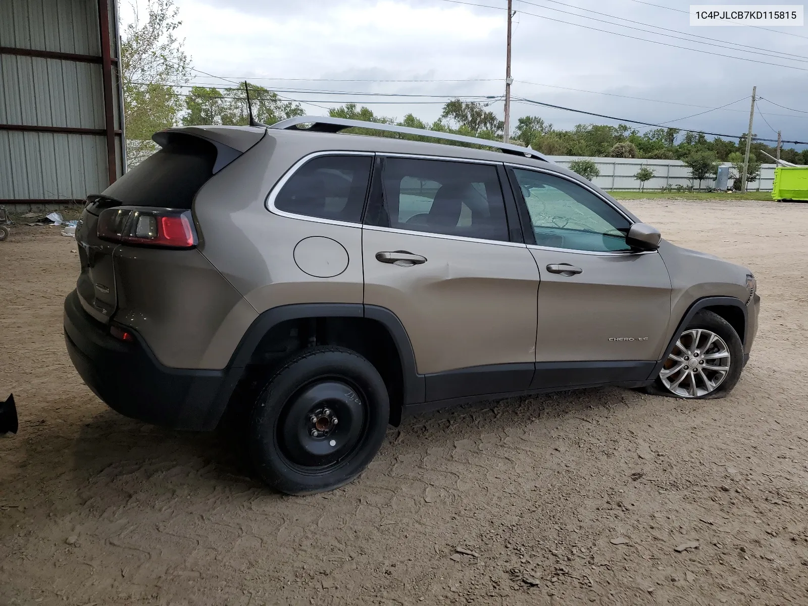 2019 Jeep Cherokee Latitude VIN: 1C4PJLCB7KD115815 Lot: 63625114