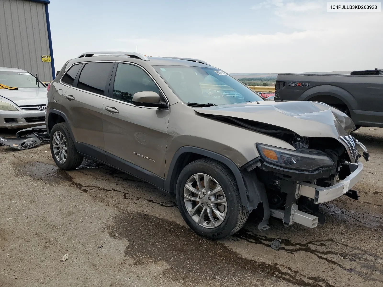 2019 Jeep Cherokee Latitude Plus VIN: 1C4PJLLB3KD263928 Lot: 63721144