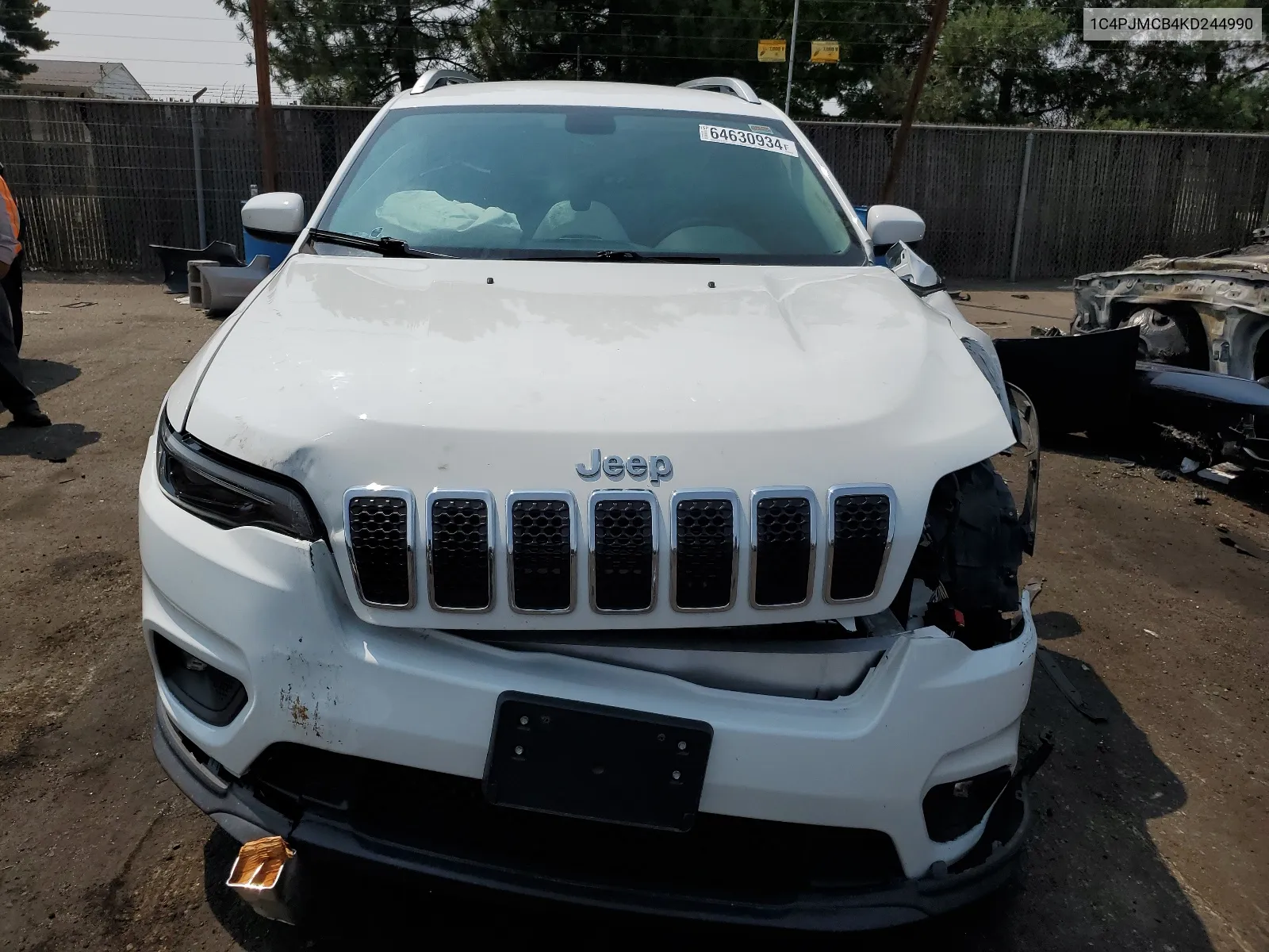 1C4PJMCB4KD244990 2019 Jeep Cherokee Latitude