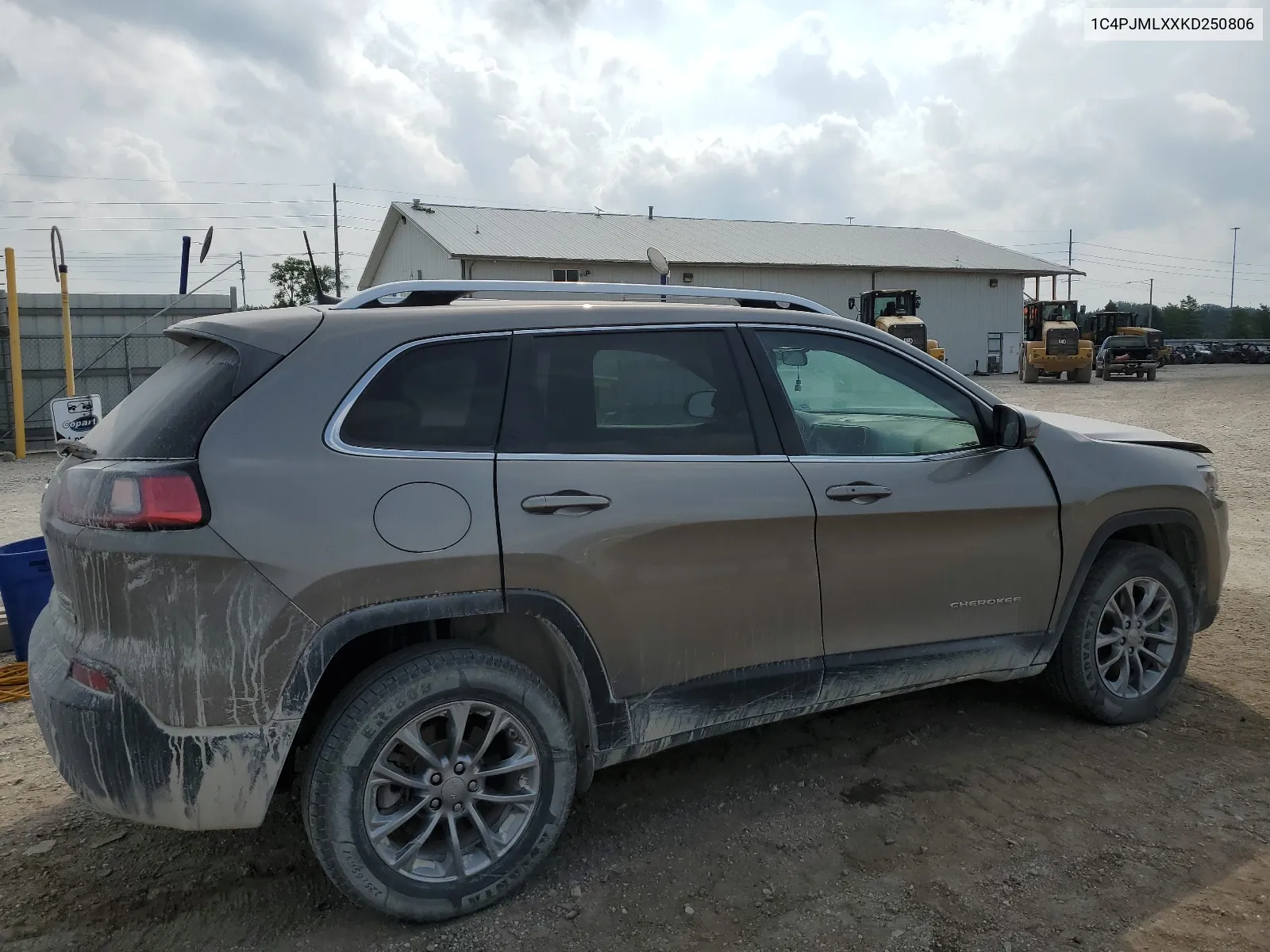 2019 Jeep Cherokee Latitude Plus VIN: 1C4PJMLXXKD250806 Lot: 64764304