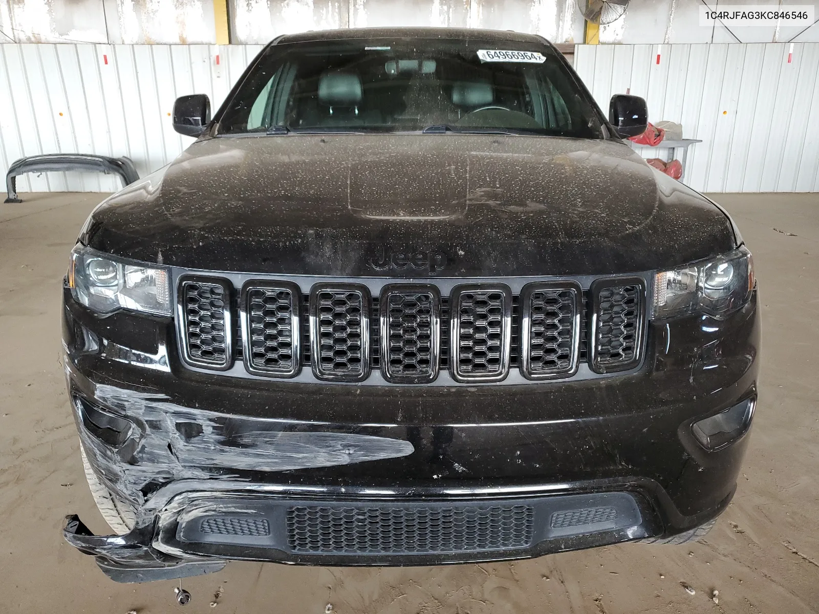 1C4RJFAG3KC846546 2019 Jeep Grand Cherokee Laredo