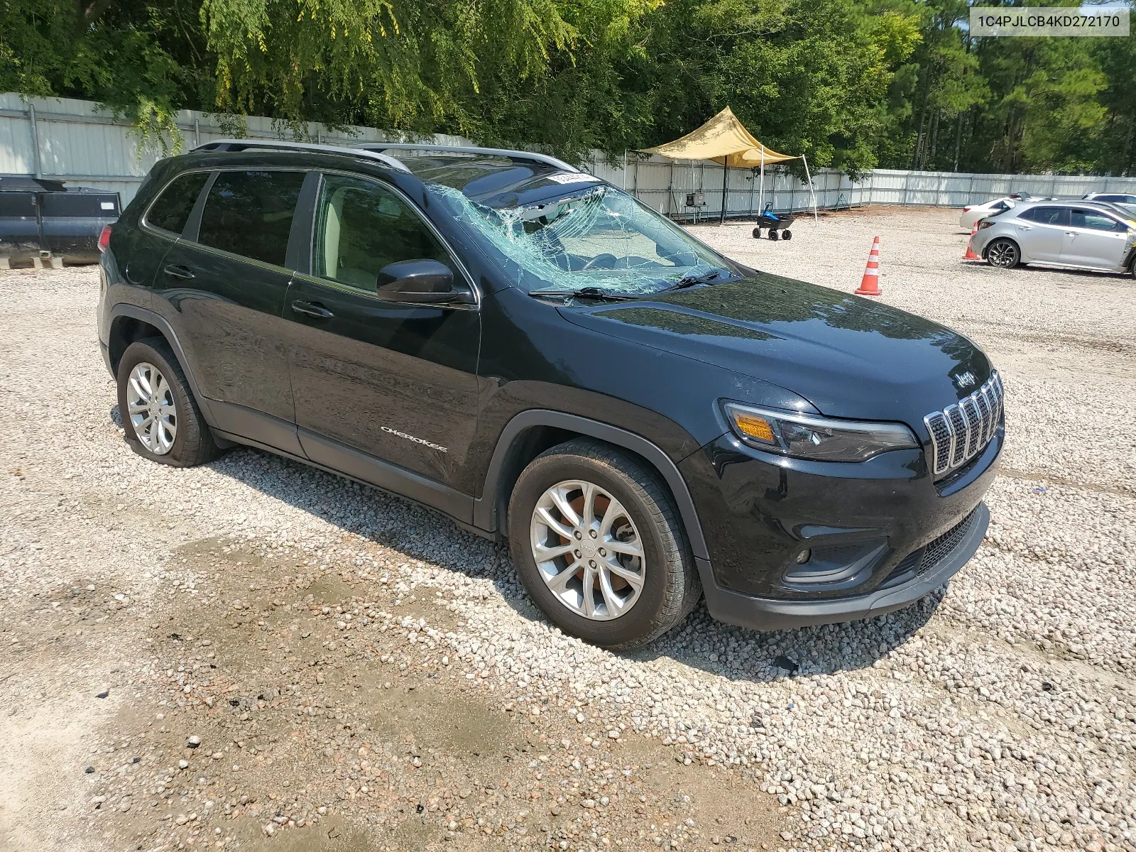 2019 Jeep Cherokee Latitude VIN: 1C4PJLCB4KD272170 Lot: 65444214