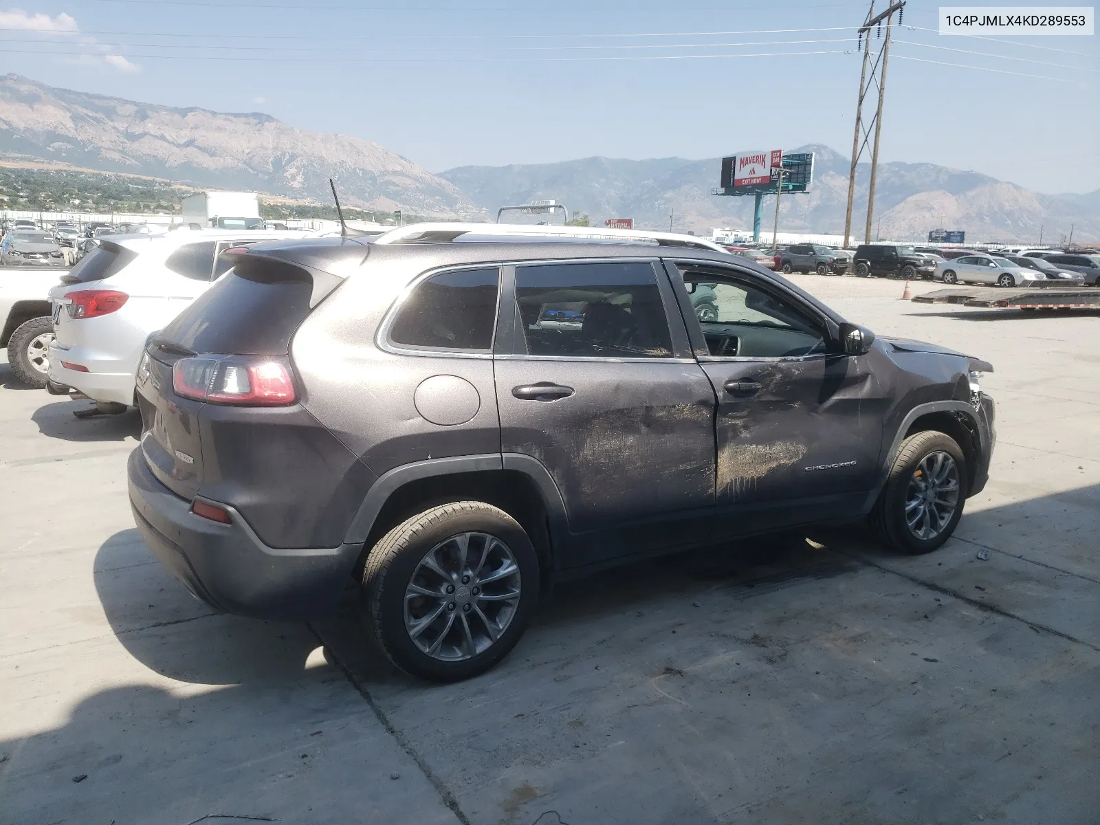 2019 Jeep Cherokee Latitude Plus VIN: 1C4PJMLX4KD289553 Lot: 65471294