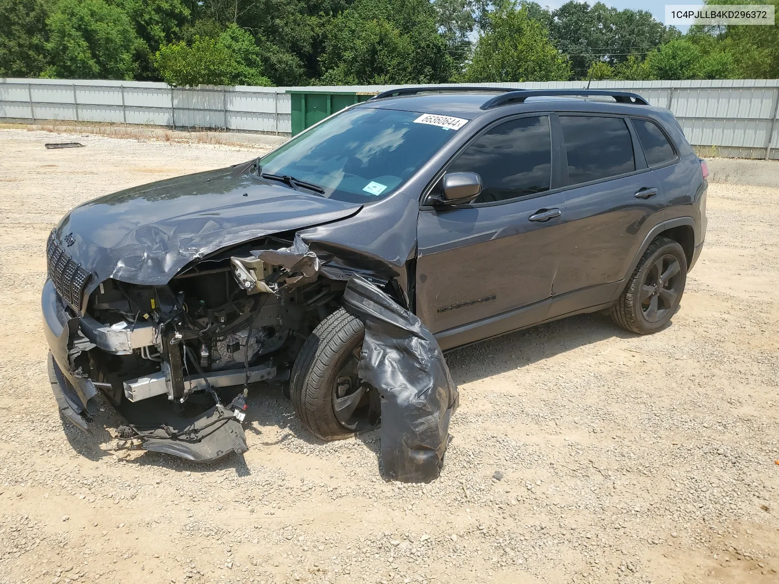 2019 Jeep Cherokee Latitude Plus VIN: 1C4PJLLB4KD296372 Lot: 66360644