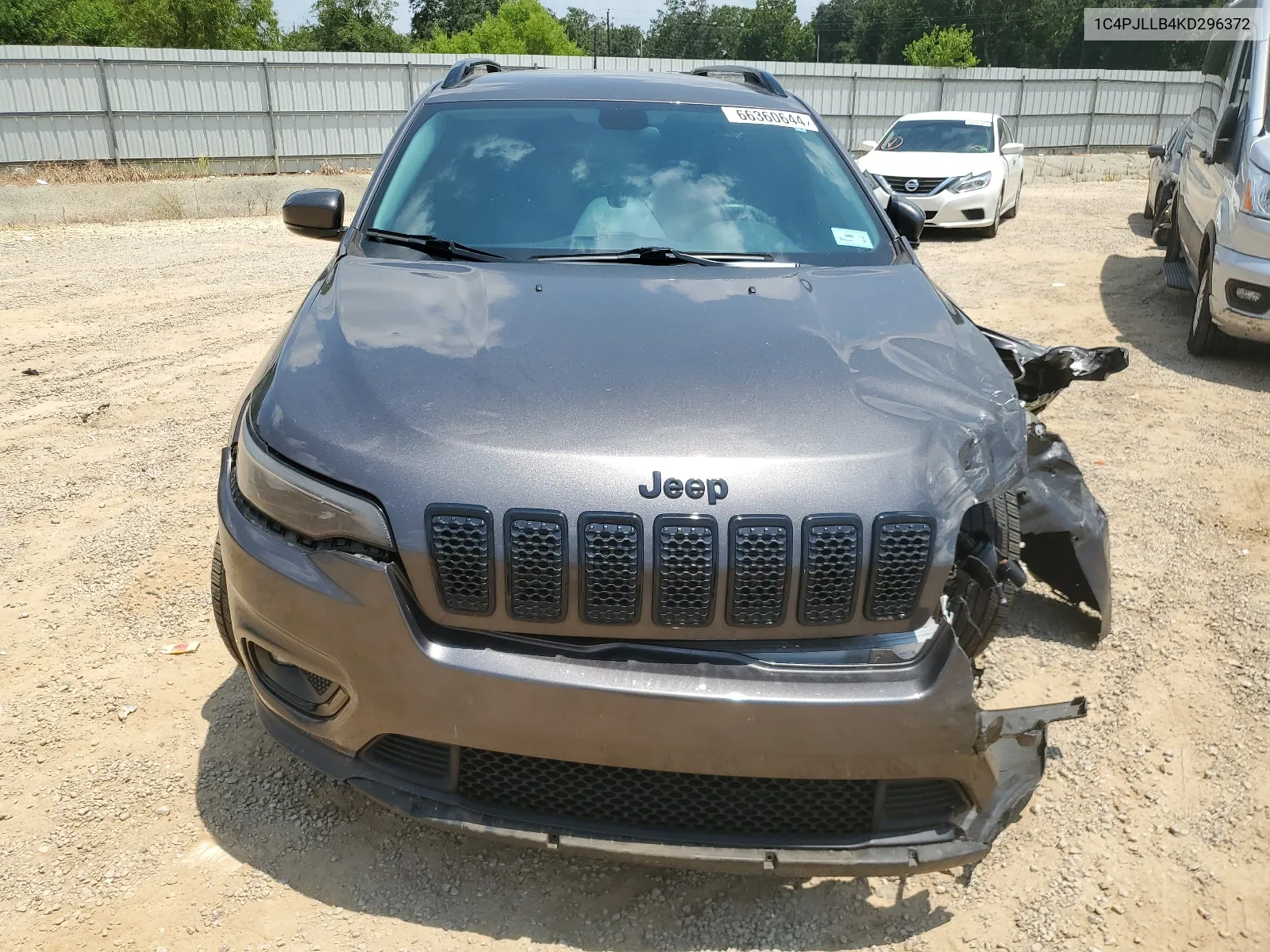 2019 Jeep Cherokee Latitude Plus VIN: 1C4PJLLB4KD296372 Lot: 66360644