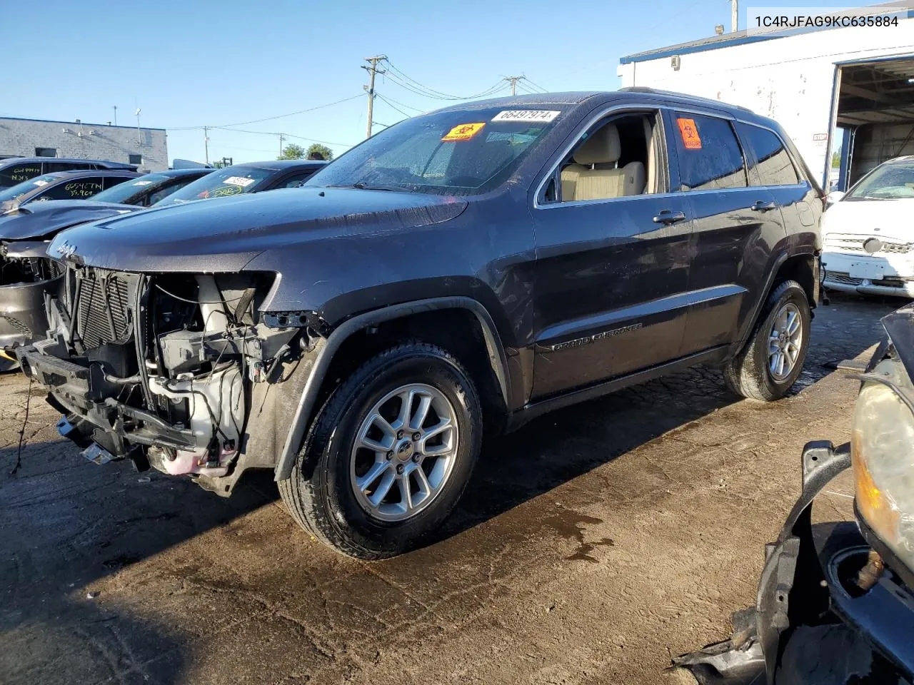 1C4RJFAG9KC635884 2019 Jeep Grand Cherokee Laredo