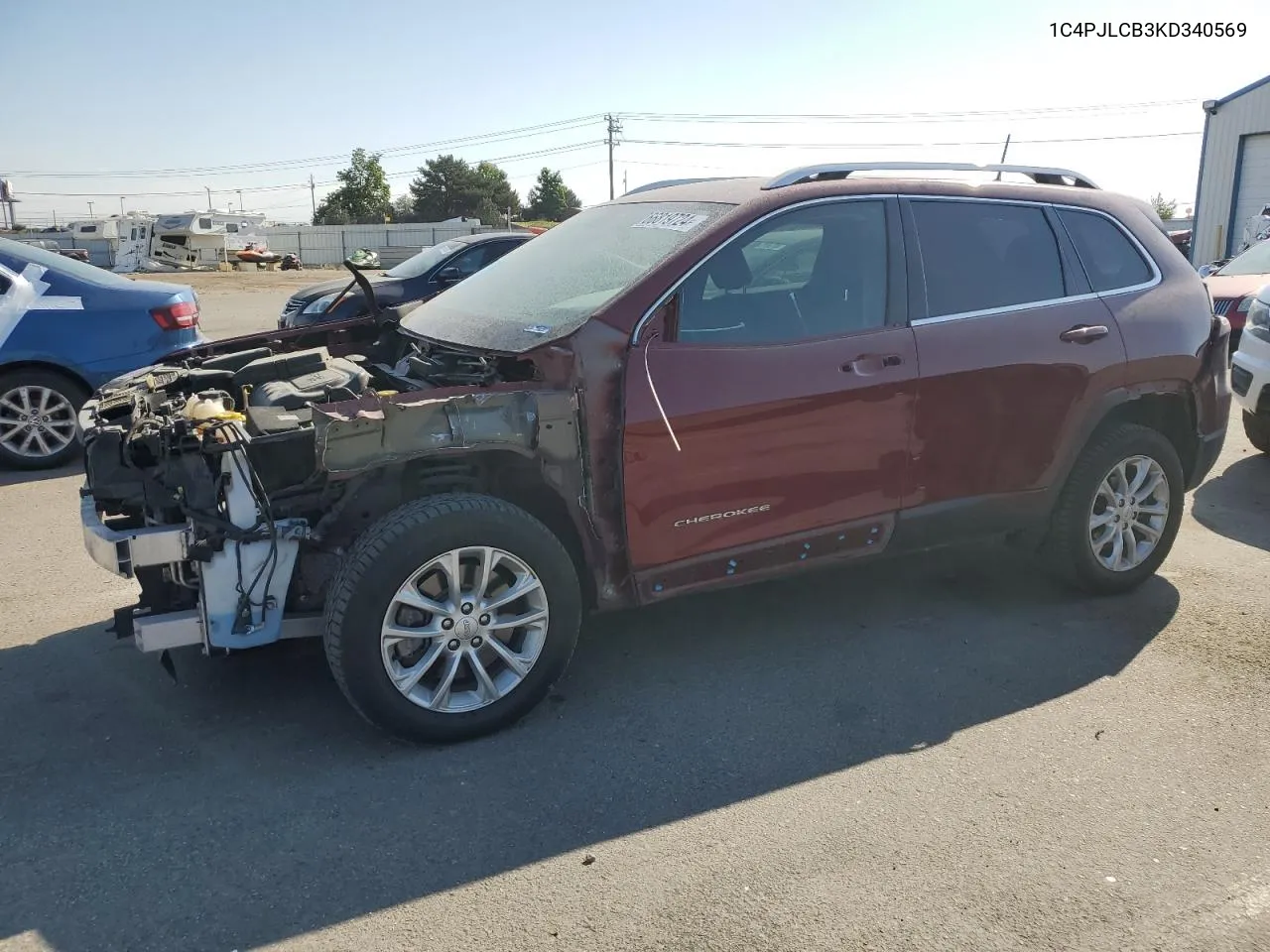 2019 Jeep Cherokee Latitude VIN: 1C4PJLCB3KD340569 Lot: 66819724