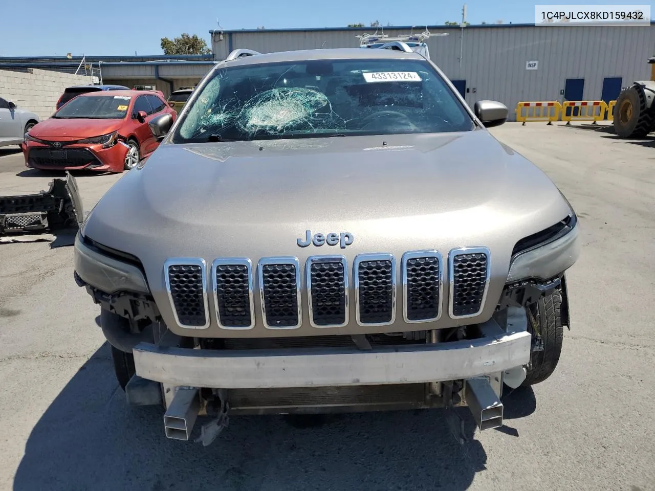 1C4PJLCX8KD159432 2019 Jeep Cherokee Latitude