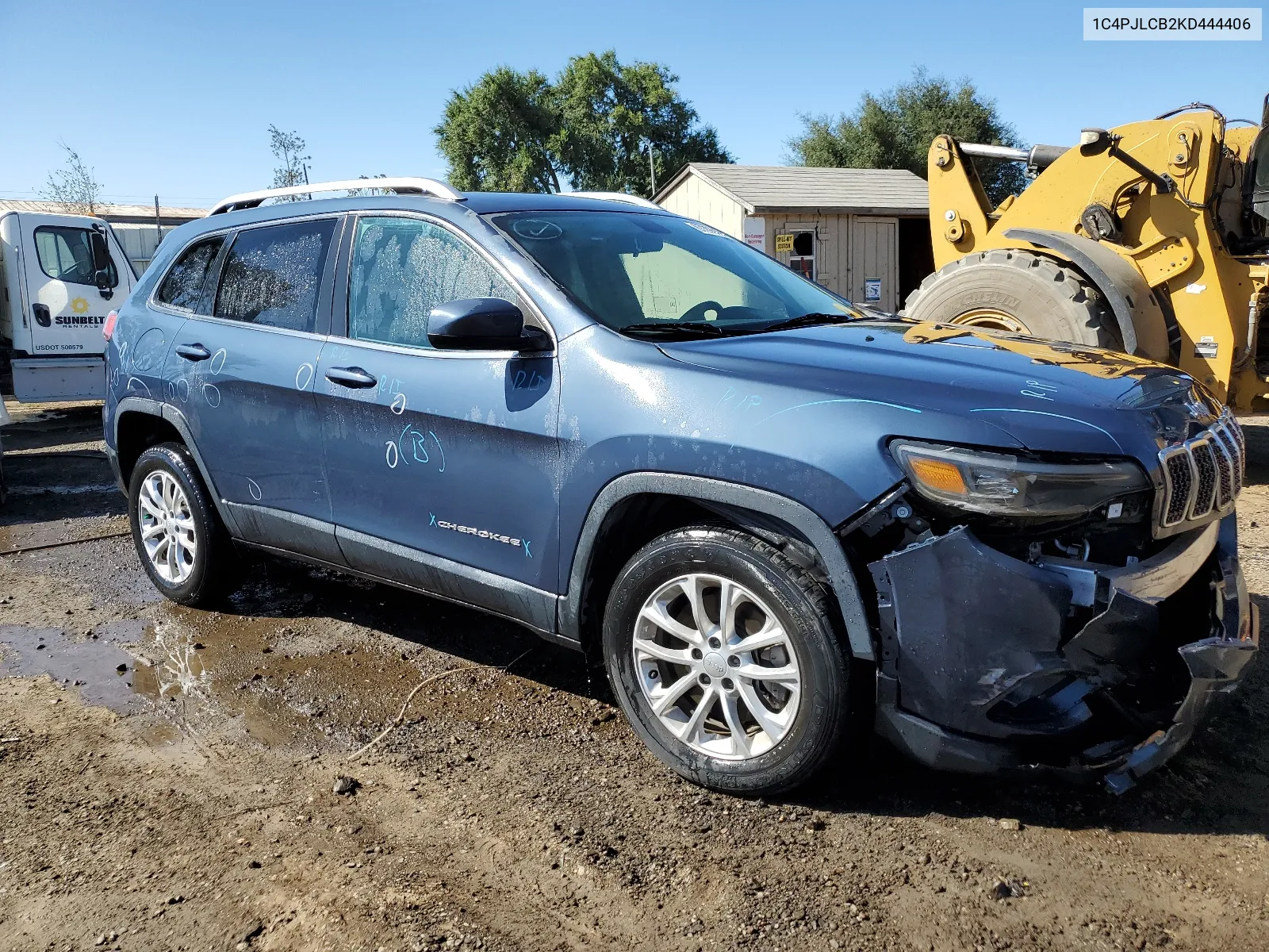 2019 Jeep Cherokee Latitude VIN: 1C4PJLCB2KD444406 Lot: 67398404