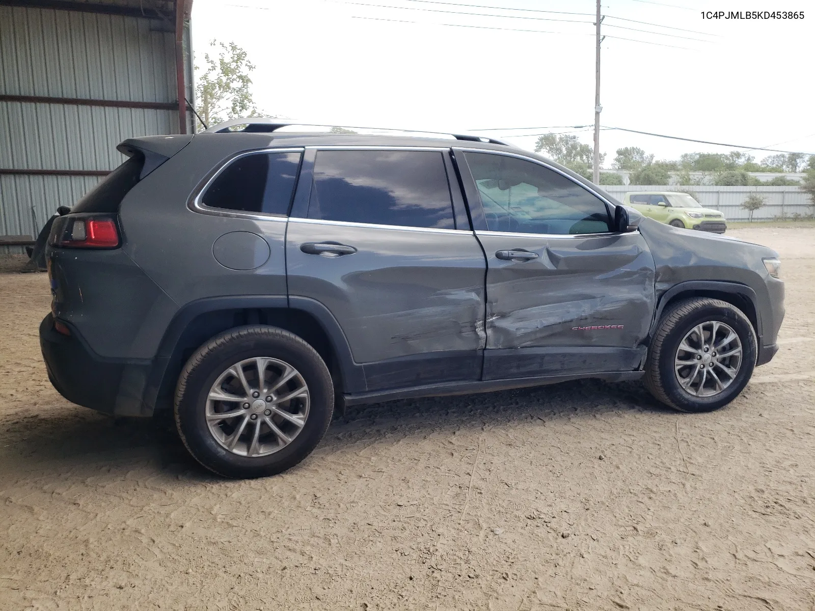 2019 Jeep Cherokee Latitude Plus VIN: 1C4PJMLB5KD453865 Lot: 67664264