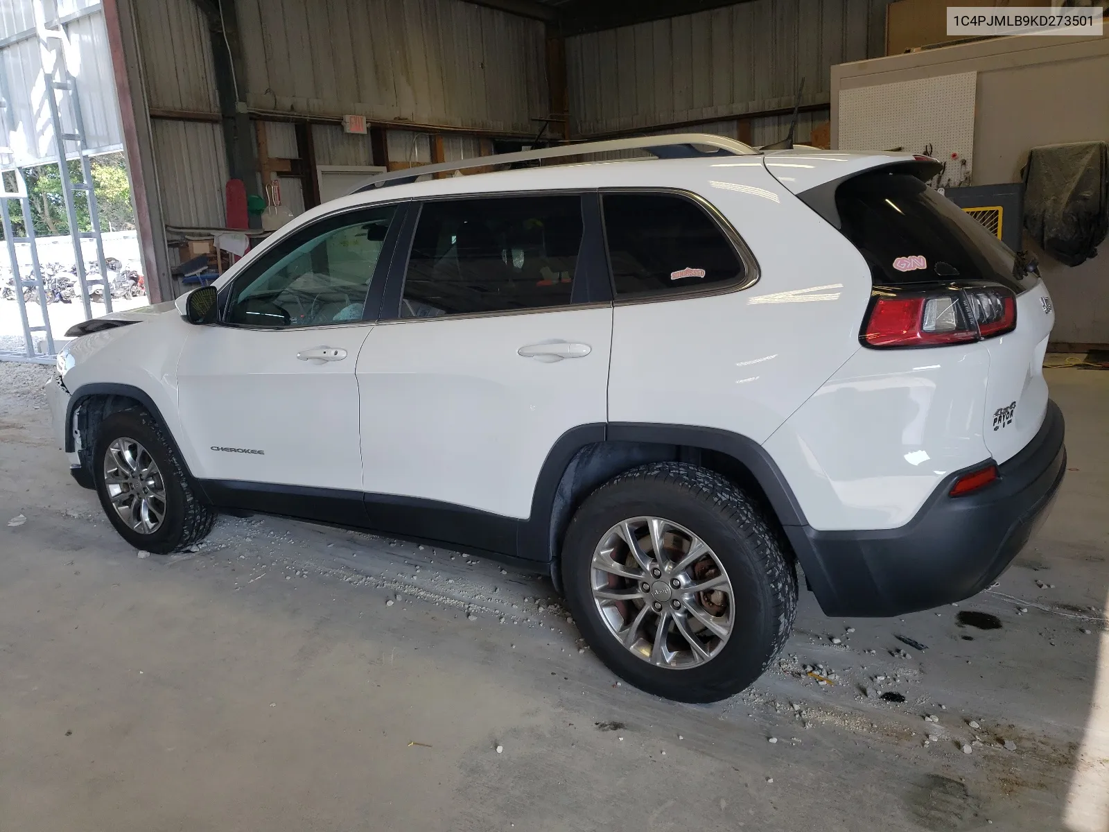 1C4PJMLB9KD273501 2019 Jeep Cherokee Latitude Plus