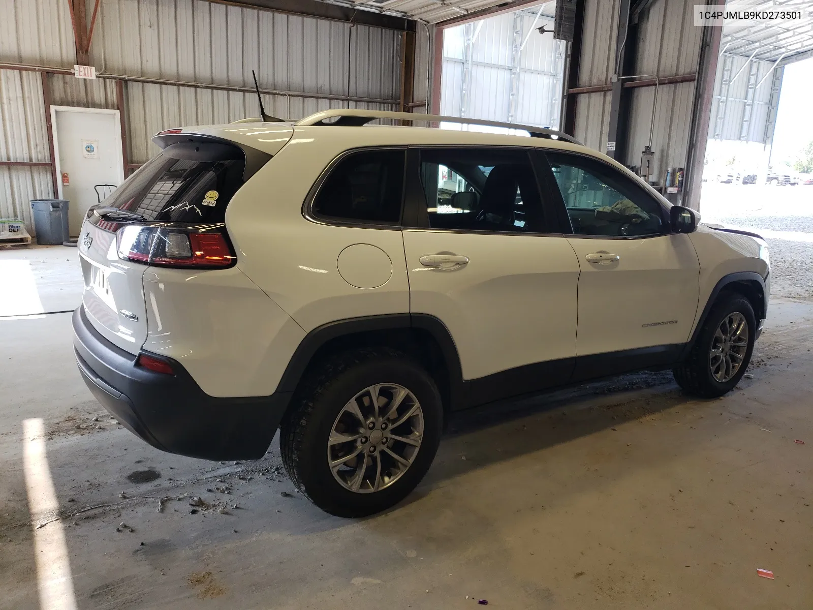 2019 Jeep Cherokee Latitude Plus VIN: 1C4PJMLB9KD273501 Lot: 67960774