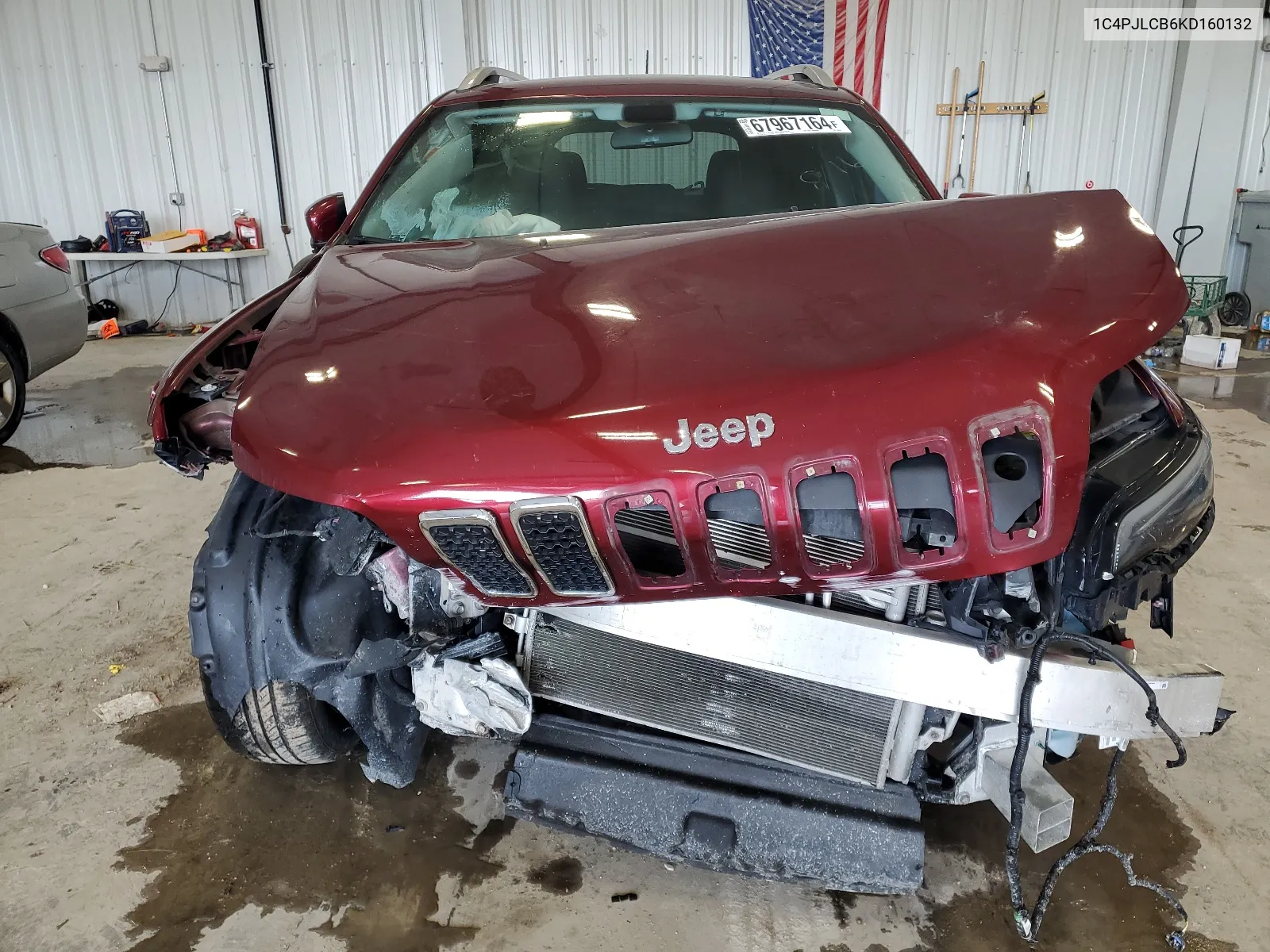 1C4PJLCB6KD160132 2019 Jeep Cherokee Latitude