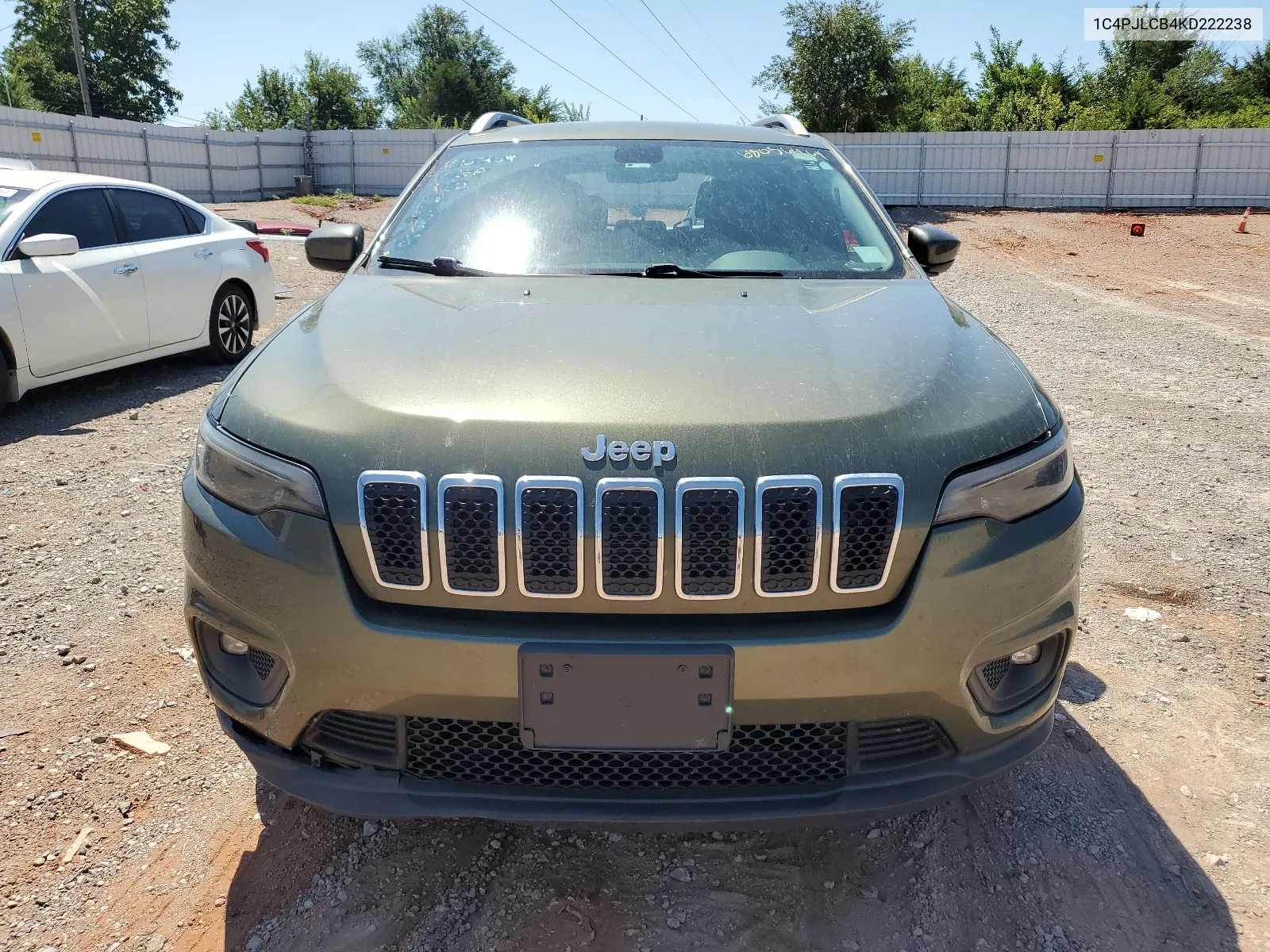 2019 Jeep Cherokee Latitude VIN: 1C4PJLCB4KD222238 Lot: 68056464