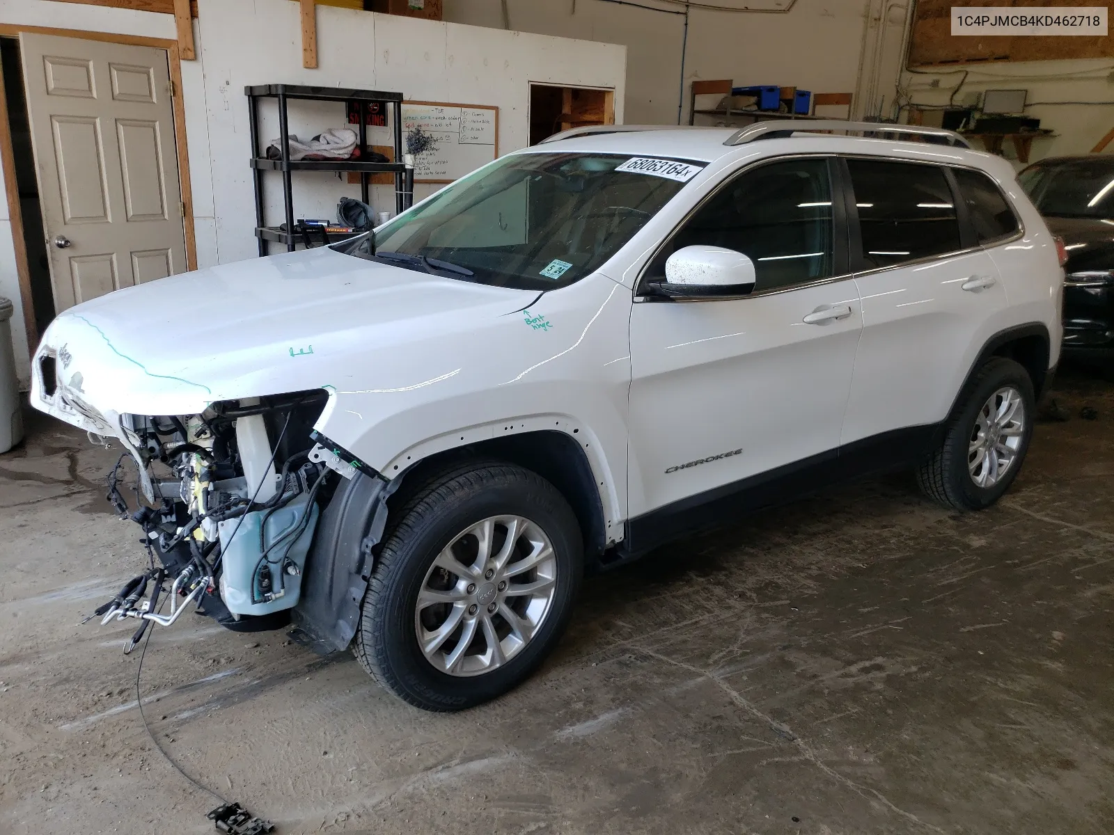 2019 Jeep Cherokee Latitude VIN: 1C4PJMCB4KD462718 Lot: 68063164