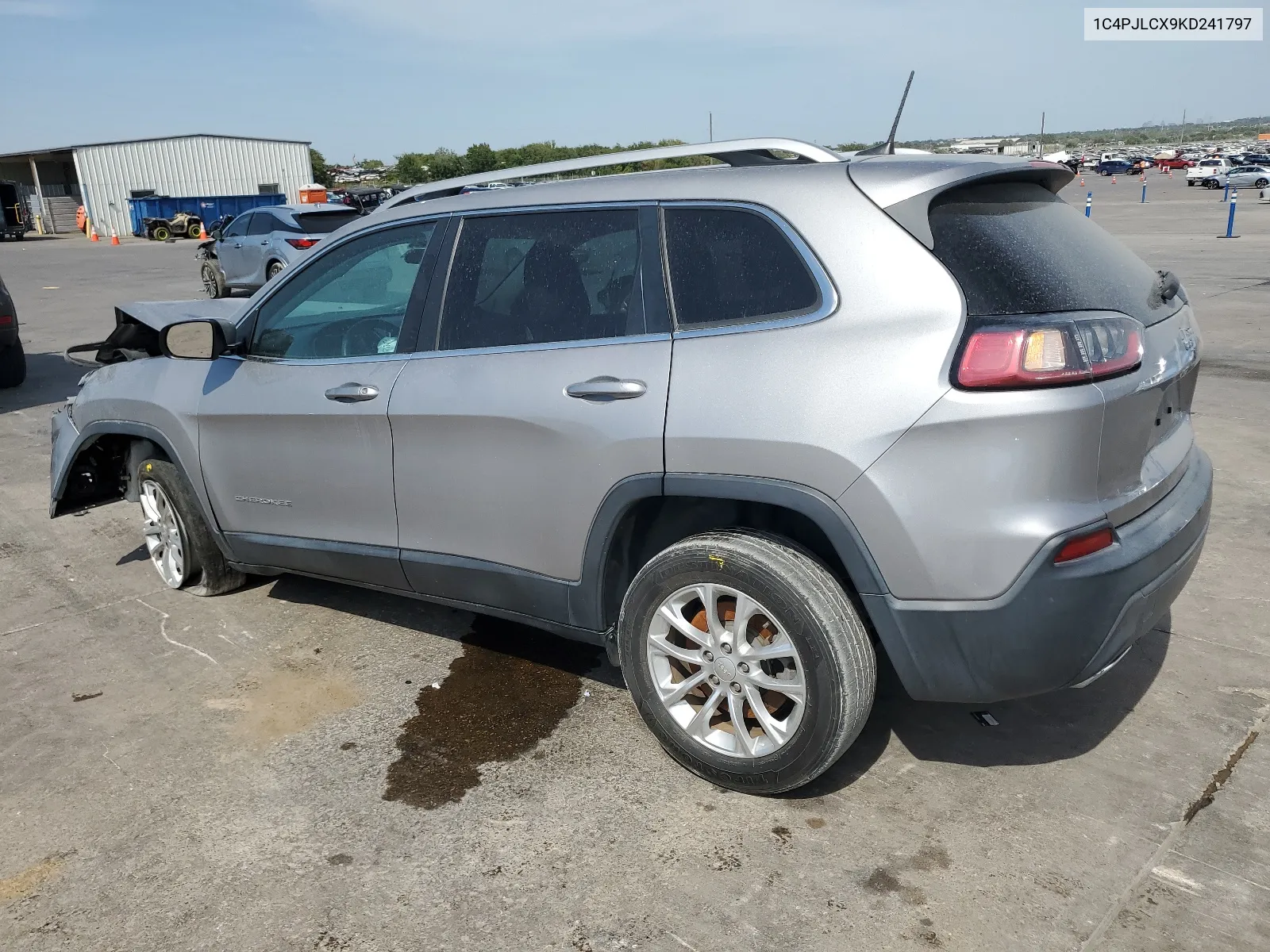 1C4PJLCX9KD241797 2019 Jeep Cherokee Latitude