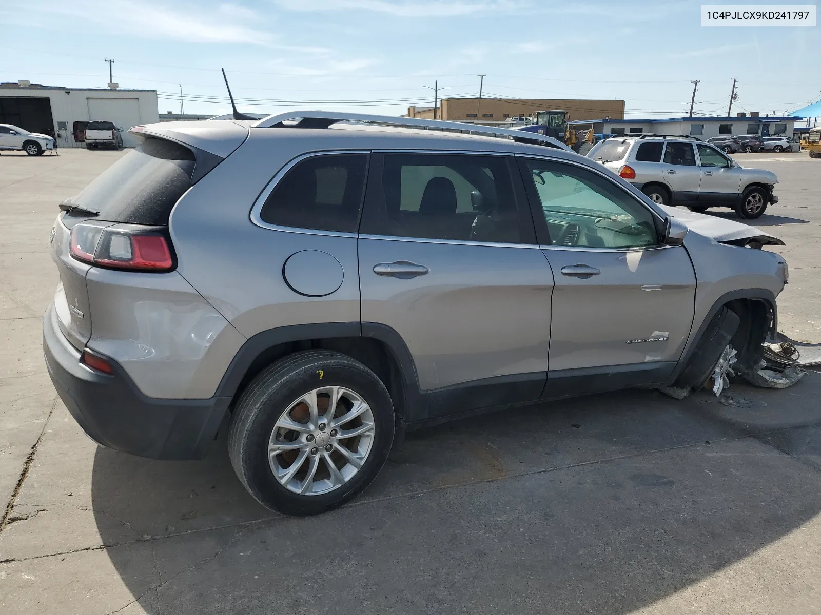 1C4PJLCX9KD241797 2019 Jeep Cherokee Latitude