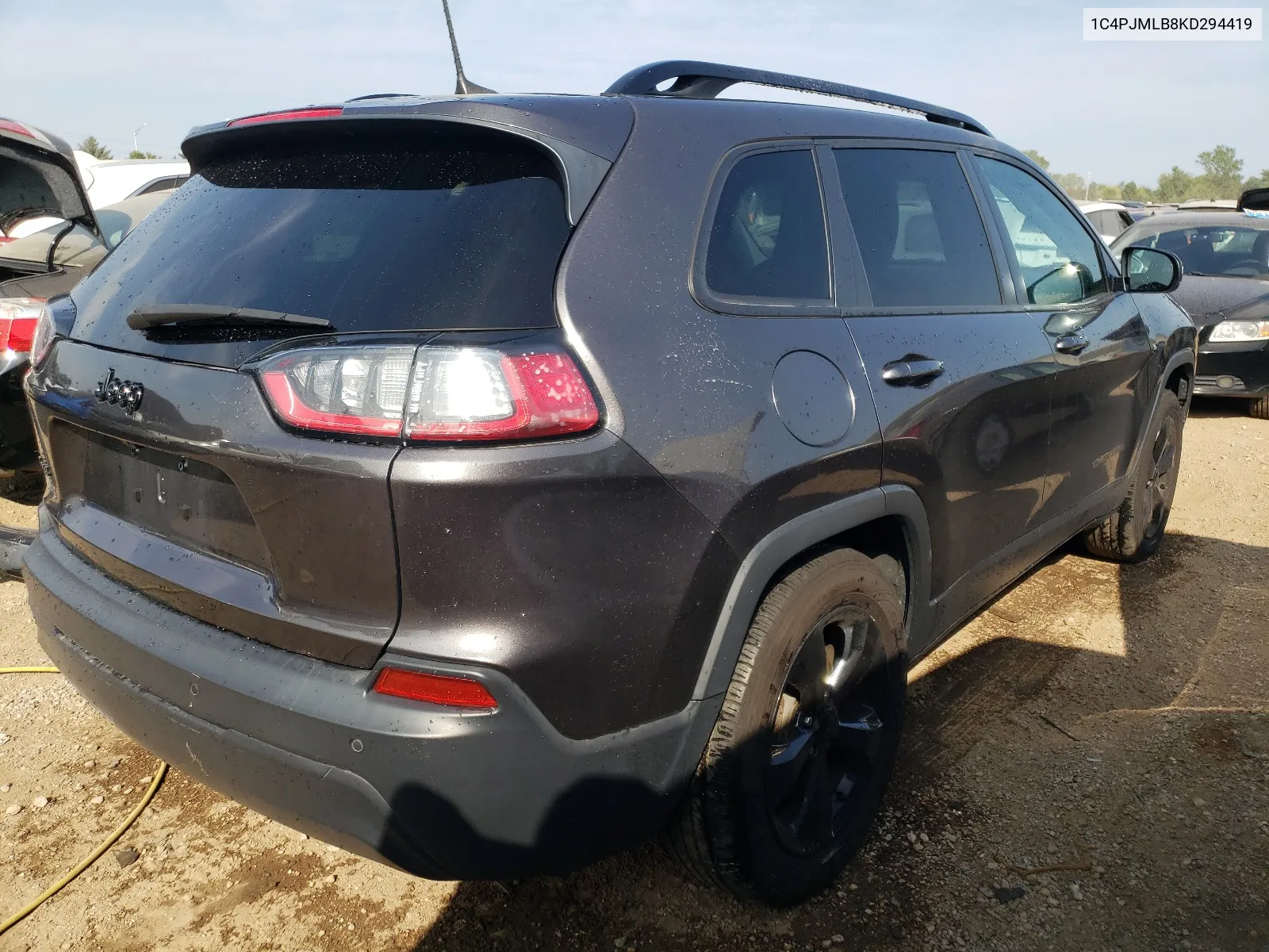 1C4PJMLB8KD294419 2019 Jeep Cherokee Latitude Plus