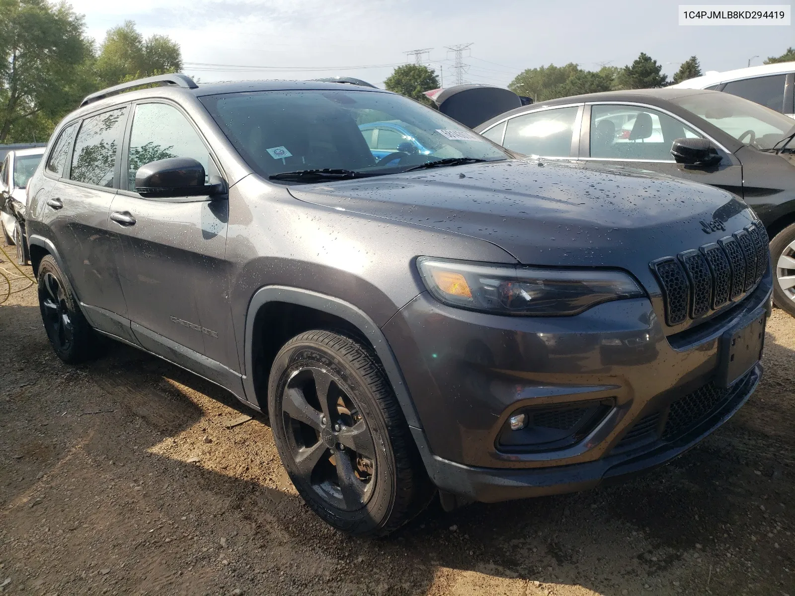 1C4PJMLB8KD294419 2019 Jeep Cherokee Latitude Plus