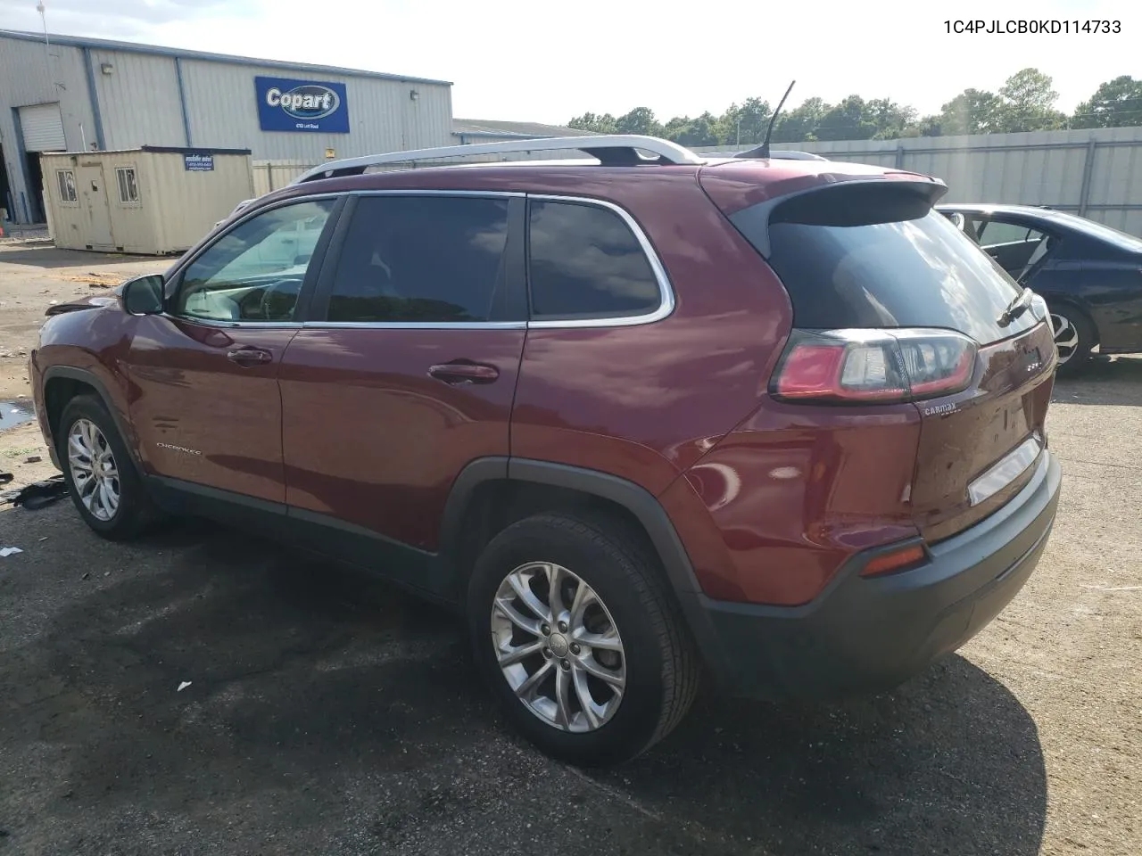 1C4PJLCB0KD114733 2019 Jeep Cherokee Latitude