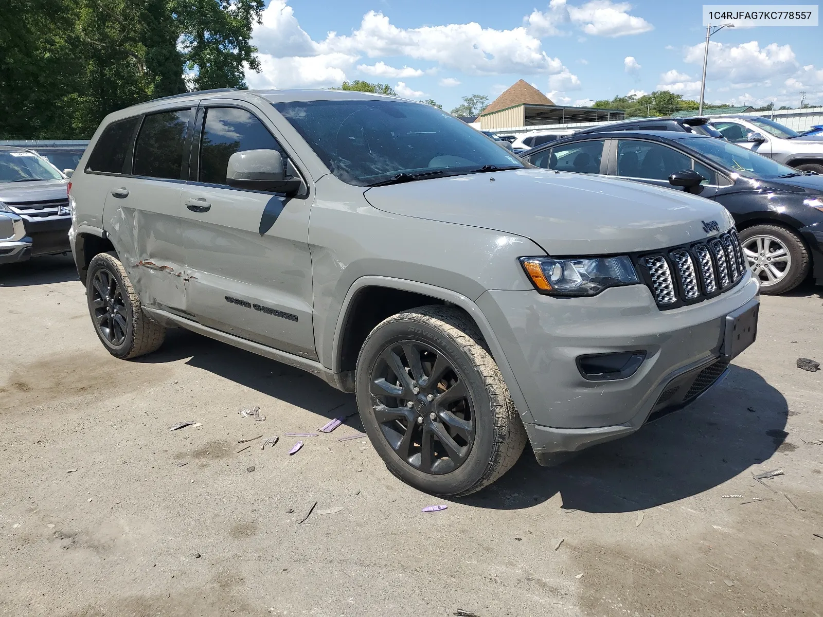 1C4RJFAG7KC778557 2019 Jeep Grand Cherokee Laredo